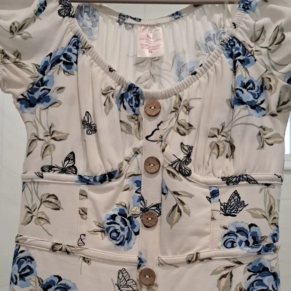 No Boundaries White and Blue Floral Mini Dress - Picture 2 of 3